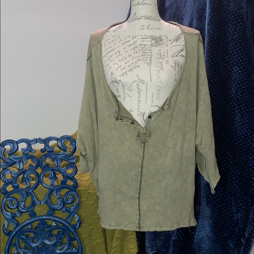 FREE PEOPLE FIRST BASE HENLEY ARMY TEE L NWOT